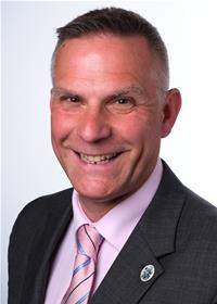 Profile image for Councillor Darren Clarke